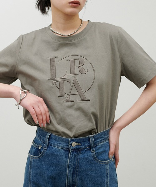 LARUTA(ラルータ)の「【LARUTA】NEW厚盛りロゴ刺繍T(Tシャツ/カットソー・レディース・ライトベージュ/オフホワイト/カーキ/スミクロ・FREE)」の15枚目の写真