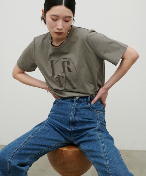 LARUTA(ラルータ)の「【LARUTA】NEW厚盛りロゴ刺繍T(Tシャツ/カットソー・レディース・ライトベージュ/オフホワイト/カーキ/スミクロ・FREE)」の14枚目の写真