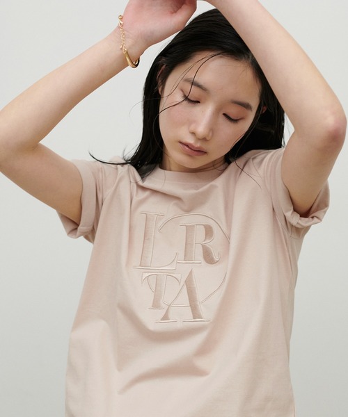 LARUTA(ラルータ)の「【LARUTA】NEW厚盛りロゴ刺繍T(Tシャツ/カットソー・レディース・ライトベージュ/オフホワイト/カーキ/スミクロ・FREE)」の20枚目の写真
