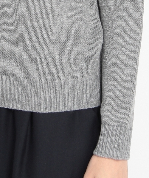 THE EMPORIUM(ジエンポリアム)の「フリルニットプルオーバー(ニット/セーター・レディース・ホワイト/グレー/ブルー/ベージュ・38/40)」の9枚目の写真