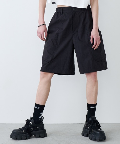 AIVER(アイバー)の「AIVER イリディセントガーデニングショートパンツ(その他パンツ・メンズ・カーキ系/ブラック・LARGE/MEDIUM/SMALL)」の20枚目の写真