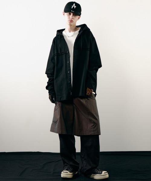 AIVER(アイバー)の「AIVER イリディセントガーデニングショートパンツ(その他パンツ・メンズ・カーキ系/ブラック・LARGE/MEDIUM/SMALL)」の4枚目の写真