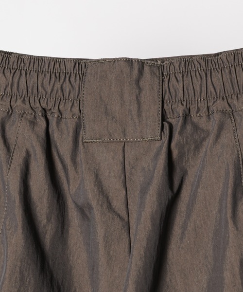 AIVER(アイバー)の「AIVER イリディセントガーデニングショートパンツ(その他パンツ・メンズ・カーキ系/ブラック・LARGE/MEDIUM/SMALL)」の14枚目の写真