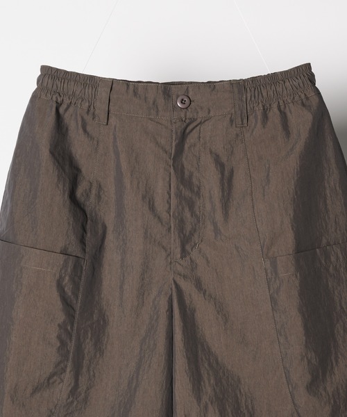 AIVER(アイバー)の「AIVER イリディセントガーデニングショートパンツ(その他パンツ・メンズ・カーキ系/ブラック・LARGE/MEDIUM/SMALL)」の8枚目の写真