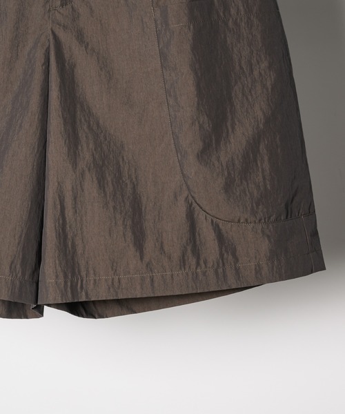 AIVER(アイバー)の「AIVER イリディセントガーデニングショートパンツ(その他パンツ・メンズ・カーキ系/ブラック・LARGE/MEDIUM/SMALL)」の11枚目の写真