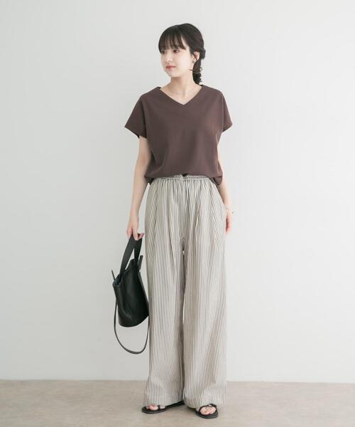 ITEMS URBANRESEARCH(アイテムズ アーバンリサーチ)の「カットミラノフレンチプルオーバー(Tシャツ/カットソー・レディース・ブルー/ホワイト系その他/ブラック/オフホワイト/ブラウン・FREE)」の9枚目の写真