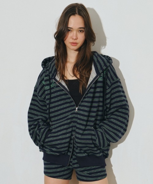 .KOM（ドットコム）の「A'GEM/9 × .kom 『MIDNIGHT MOVE/ミッドナイトムーブ』set st hood zip up/ボーダージップアップパーカー（パーカー・レディース・アイボリー/ネイビー・FREE）」の9枚目の写真