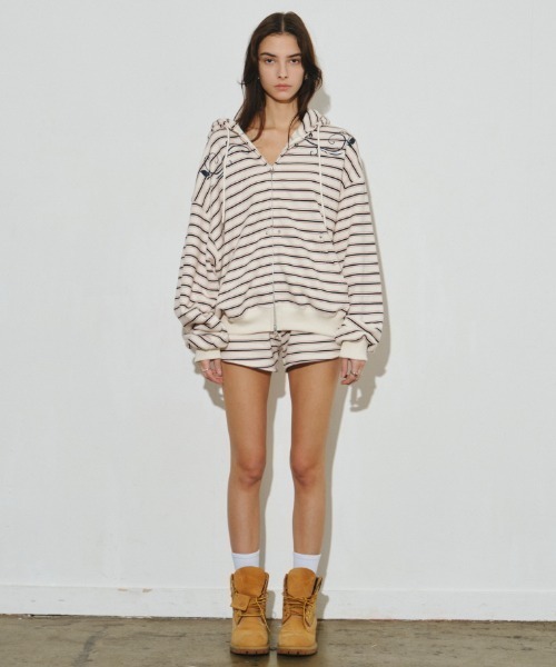 .KOM（ドットコム）の「A'GEM/9 × .kom 『MIDNIGHT MOVE/ミッドナイトムーブ』set st hood zip up/ボーダージップアップパーカー（パーカー・レディース・アイボリー/ネイビー・FREE）」の6枚目の写真