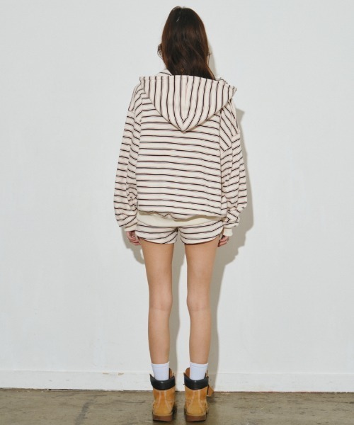 .KOM（ドットコム）の「A'GEM/9 × .kom 『MIDNIGHT MOVE/ミッドナイトムーブ』set st hood zip up/ボーダージップアップパーカー（パーカー・レディース・アイボリー/ネイビー・FREE）」の8枚目の写真