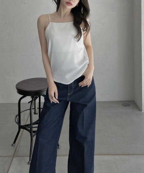 TREOVER（トレオーバー）の「上品なツヤ感のサテンキャミソール（キャミソール・レディース・ブラック/ブルーグレー/オフホワイト/ベージュ・MEDIUM/LARGE）」の16枚目の写真