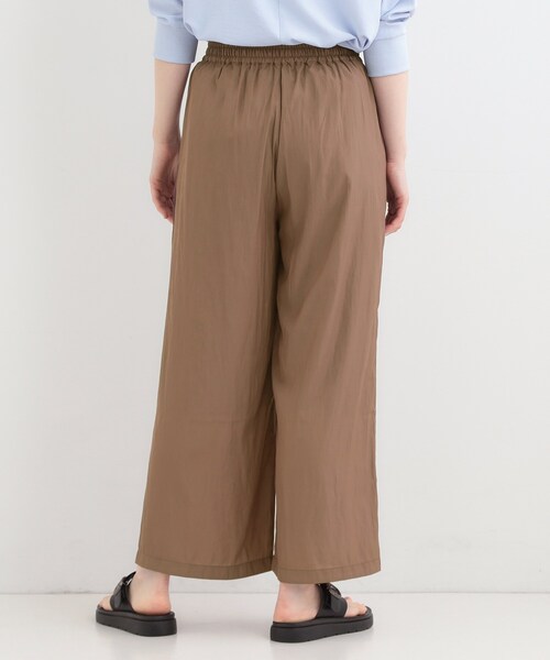 SHOO・LA・RUE(シューラルー)の「【選べる4柄/洗濯機可】さらっとしなやか サテンワイドパンツ(その他パンツ・レディース・チャコールグレー/アイボリー系6/キャメル/イエロー系その他7・04/03/02/01)」の10枚目の写真