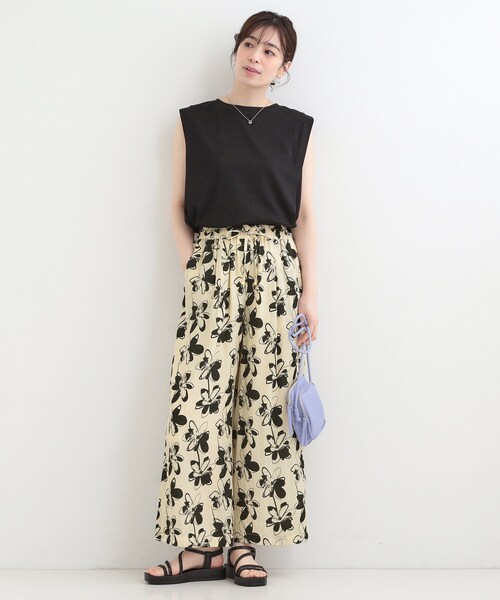 SHOO・LA・RUE(シューラルー)の「【選べる4柄/洗濯機可】さらっとしなやか サテンワイドパンツ(その他パンツ・レディース・チャコールグレー/アイボリー系6/キャメル/イエロー系その他7・04/03/02/01)」の15枚目の写真