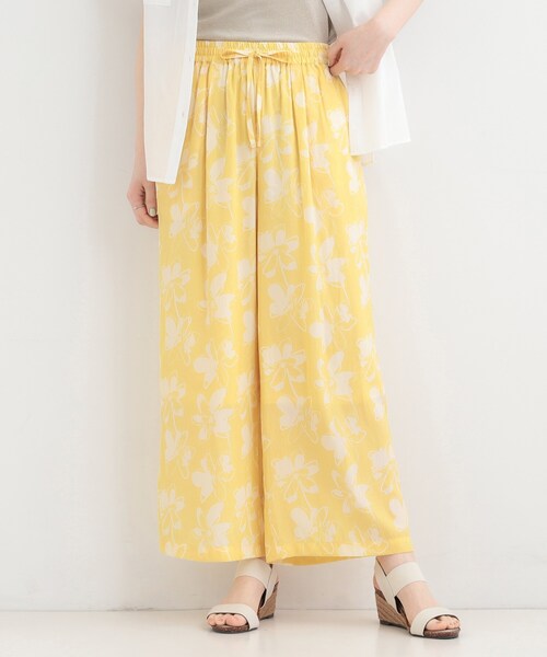 SHOO・LA・RUE(シューラルー)の「【選べる4柄/洗濯機可】さらっとしなやか サテンワイドパンツ(その他パンツ・レディース・チャコールグレー/アイボリー系6/キャメル/イエロー系その他7・04/03/02/01)」の17枚目の写真