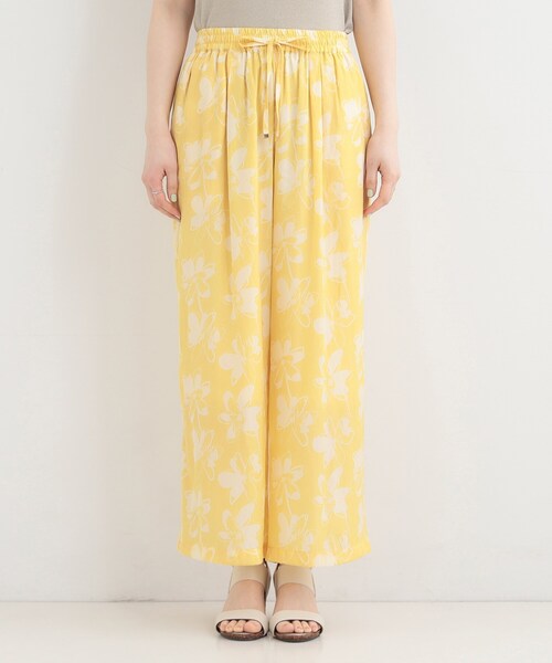 SHOO・LA・RUE(シューラルー)の「【選べる4柄/洗濯機可】さらっとしなやか サテンワイドパンツ(その他パンツ・レディース・チャコールグレー/アイボリー系6/キャメル/イエロー系その他7・04/03/02/01)」の21枚目の写真