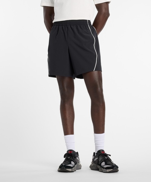 NEW BALANCE(ニューバランス)の「ウーブンショーツ7インチ(インナー無し)(その他パンツ・メンズ・ブラック/ライトグレー/ネイビー・SMALL/MEDIUM/LARGE/X-LARGE/XX-LARGE)」の2枚目の写真