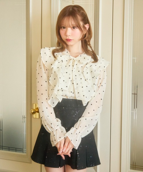 TITTY&CO.（ティティーアンドコー）の「ドットフリルブラウス（シャツ/ブラウス・レディース・ホワイト系その他/ホワイト・FREE）」の2枚目の写真