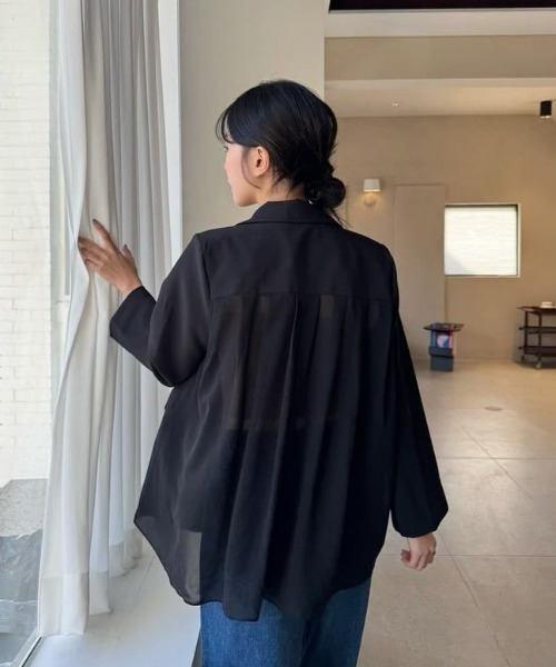 Lateru(ラテル)の「プリーツシフォンブラウス リバーシブル仕様 フェミニン万能トップス(シャツ/ブラウス・レディース・ピンクベージュ/ブラック/ホワイト・FREE)」の9枚目の写真