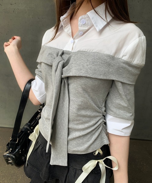 VEILA(ヴェイラ)の「シャツドッキングオフショルニット(Tシャツ/カットソー・レディース・グレー/ブラック・フリー)」の5枚目の写真