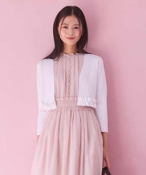 TOCCA(トッカ)の「WHIP AIR BOLERO ボレロ(カーディガン/ボレロ・レディース・アイボリー系/ピンク系・SMALL/MEDIUM)」の2枚目の写真