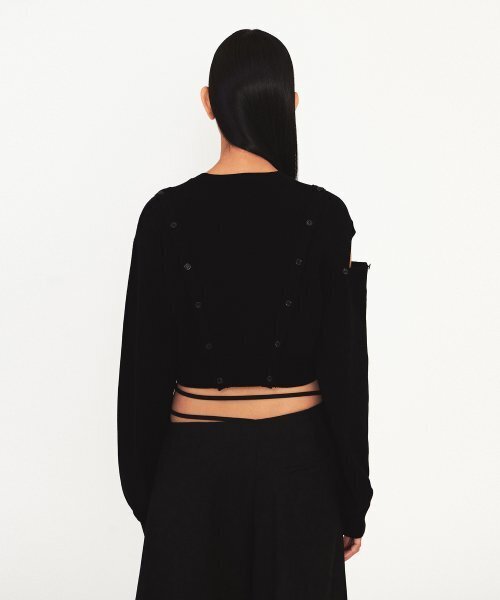 DIAGONAL（ダイアゴナル）の「CROP BUTTON KNIT TOP (black)（ニット/セーター・レディース・その他・FREE）」の3枚目の写真