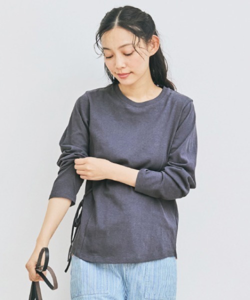 and myera(アンド マイラ)の「and myera アシメトリーTシャツ(Tシャツ/カットソー・レディース・ブラウン/チャコール/ホワイト・M/L/LL)」の3枚目の写真