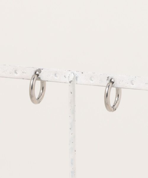 UP START(アップスタート)の「【456819】シンプルフープピアス(RO)(ピアス(両耳用)・レディース・ゴールド/シルバー・LARGE/MEDIUM/SMALL/X-SMALL)」の10枚目の写真
