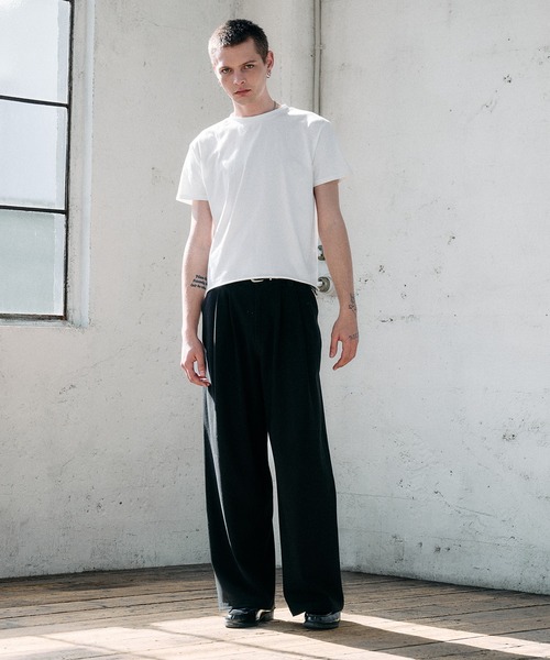 Regen Glanz(レーゲングランツ)の「roll-edge essential box T-shirt / ロールエッジエッセンシャルボックスTシャツ(Tシャツ/カットソー・メンズ・ブラック/ライトホワイト/チャコールグレー・LARGE/MEDIUM/SMALL)」の7枚目の写真