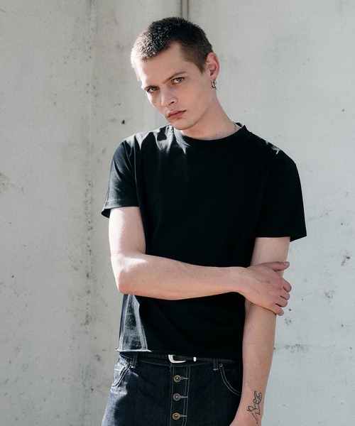Regen Glanz(レーゲングランツ)の「roll-edge essential box T-shirt / ロールエッジエッセンシャルボックスTシャツ(Tシャツ/カットソー・メンズ・ブラック/ライトホワイト/チャコールグレー・LARGE/MEDIUM/SMALL)」の12枚目の写真