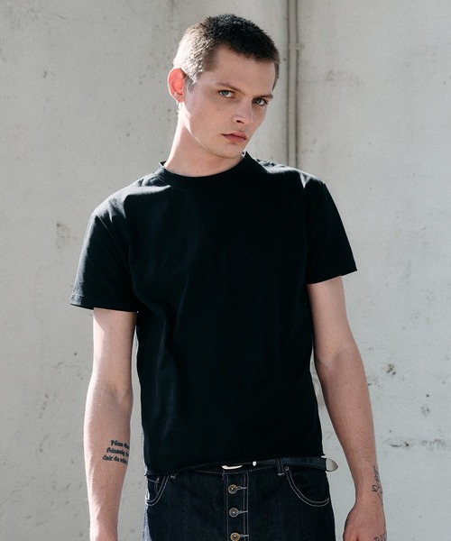 Regen Glanz(レーゲングランツ)の「roll-edge essential box T-shirt / ロールエッジエッセンシャルボックスTシャツ(Tシャツ/カットソー・メンズ・ブラック/ライトホワイト/チャコールグレー・LARGE/MEDIUM/SMALL)」の13枚目の写真