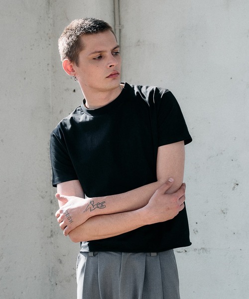 Regen Glanz(レーゲングランツ)の「roll-edge essential box T-shirt / ロールエッジエッセンシャルボックスTシャツ(Tシャツ/カットソー・メンズ・ブラック/ライトホワイト/チャコールグレー・LARGE/MEDIUM/SMALL)」の16枚目の写真