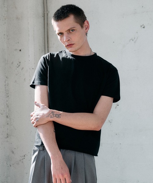 Regen Glanz(レーゲングランツ)の「roll-edge essential box T-shirt / ロールエッジエッセンシャルボックスTシャツ(Tシャツ/カットソー・メンズ・ブラック/ライトホワイト/チャコールグレー・LARGE/MEDIUM/SMALL)」の18枚目の写真