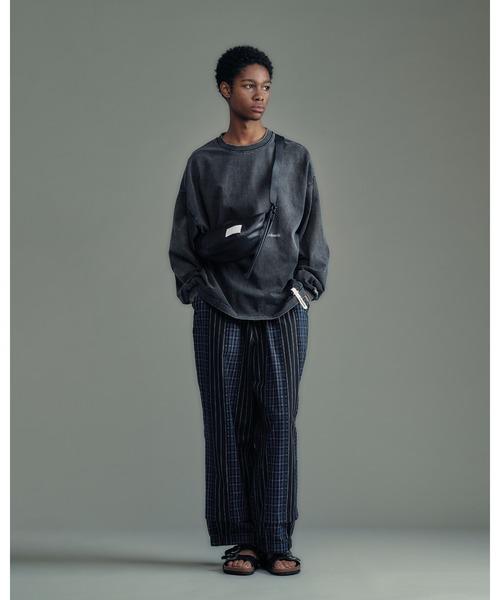ADAM PATEK(アダムパテック)の「ADAMPATEK/gallagher aging embroidered long-sleeved T/刺繍入りエイジング加工ロングスリーブT(AP2614020)(Tシャツ/カットソー・レディース・ホワイト/ブラック/ピンク/グリーン・1/2)」の2枚目の写真