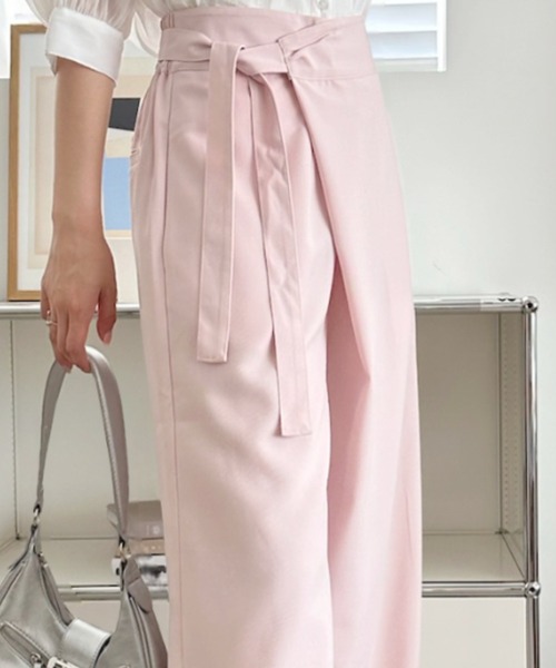 umune(ウムネ)の「ラップパンツ ワイドパンツ フロントリボン ハイウエスト タック ボトムス きれいめ カジュアル スッキリ見え 夏(その他パンツ・レディース・ベビーピンク/チャコールグレー/ベージュ・M/S)」の14枚目の写真