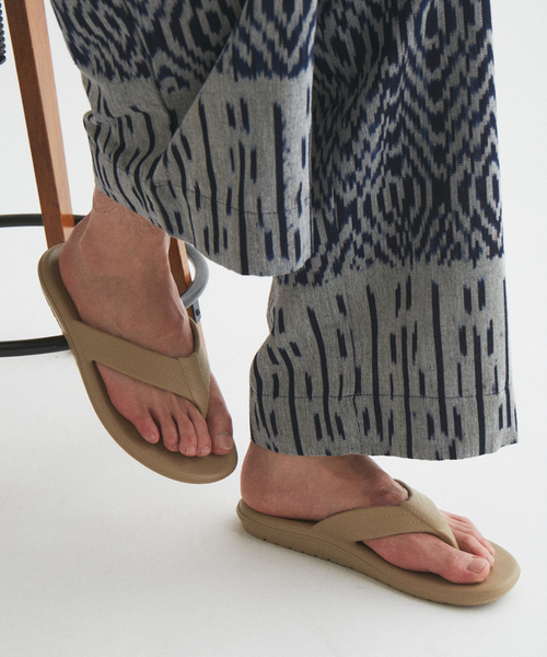 ISLAND SLIPPER（アイランドスリッパ）の「ISLAND SLIPPER / アイランドスリッパ 202 EVA エヴァ（サンダル・メンズ・ブラック/ブラウン/ベージュ・100/90/80）」の4枚目の写真