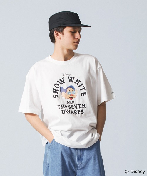 Disney（ディズニー）の「Snow White / Dwafs S/S TEE（Tシャツ/カットソー・メンズ・イエロー/ブラック/ホワイト・M/XL/L）」の2枚目の写真