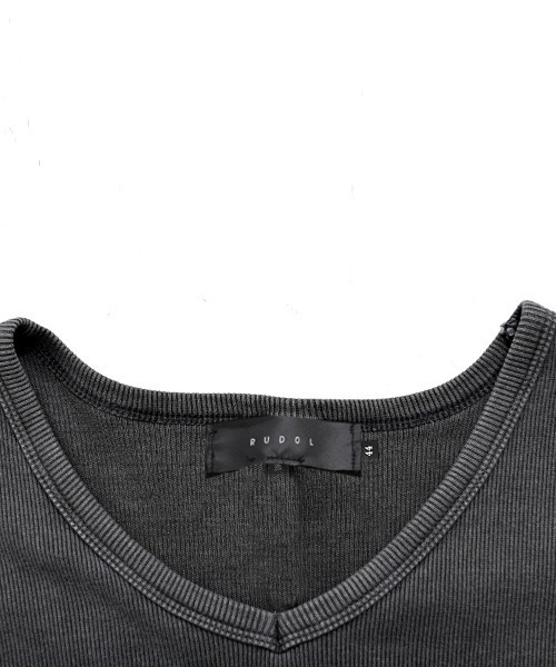 RUDOL(ルドル)の「『RUDOL/ルドル』ピグメント加工テレコVネックTEE(Tシャツ/カットソー・メンズ・ブラウン/チャコール・L/M)」の12枚目の写真