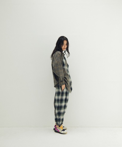 STOF(ストフ)の「STOF/ストフ/Half flannel check big shirt(シャツ/ブラウス・メンズ・グレー/ブルー・S/M)」の4枚目の写真