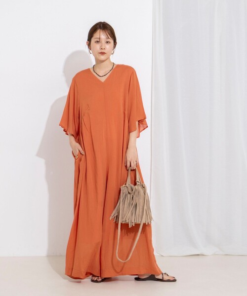 NOLLEY’S(ノーリーズ)の「【WEB限定】ウォッシャブルリラクシーオールインワン(つなぎ/オールインワン・レディース・ブラック/オレンジ・38)」の3枚目の写真