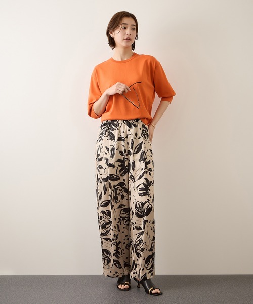 ROPE'(ロペ)の「【DEVEAUX(デヴォー)】フラワープリントイージーパンツ/セットアップ対応(その他パンツ・レディース・ベージュ系その他/ブラック系その他・38/36)」の19枚目の写真