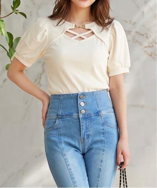 FUN(ファン)の「ビットクロスプルオーバー(Tシャツ/カットソー・レディース・ブラック/アイボリー/サックスブルー/ピンク・FREE)」の2枚目の写真