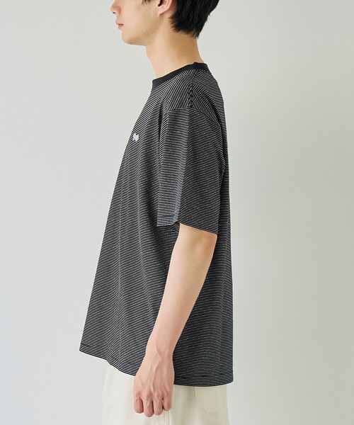 PENNEYS（ぺニーズ）の「【UVカット・接触冷感・吸水速乾・遮熱性】Penneys × WELLTECT  別注細ボーダーTシャツ（Tシャツ/カットソー・メンズ・ホワイト/ブラック・S/M/L/XL）」の10枚目の写真