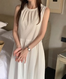 ラウンドネック ノースリーブ フレア ワンピース