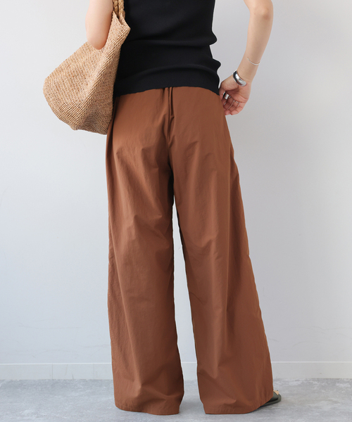 JOURNAL STANDARD relume(ジャーナルスタンダード レリューム)の「接触冷感 / UVカット / 撥水 / ナイロンワイドパンツ(その他パンツ・レディース・チャコールグレー/ボルドー/ピンク/ブラウン・38/36)」の15枚目の写真