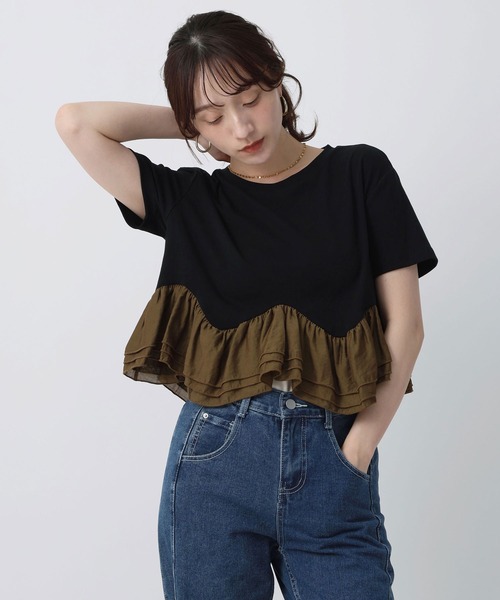 NOAHL(ノアル)の「【NOAHL】ラウンド切替フリルドッキングTシャツ(Tシャツ/カットソー・レディース・クリーム/ブラック/グレー・FREE)」の1枚目の写真