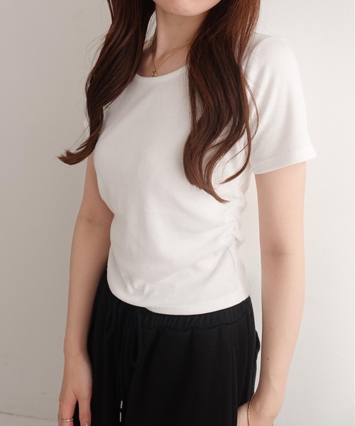 SOELA(ソエラ)の「バックシャンレースTシャツ(Tシャツ/カットソー・レディース・オフホワイト/ブラック・FREE)」の6枚目の写真