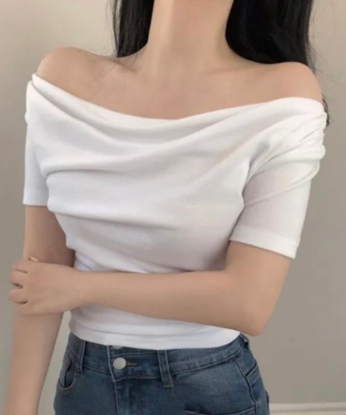 semplice(センプリチェ)の「Tシャツ【韓国ファッション】(Tシャツ/カットソー・レディース・ブラック/ホワイト・F)」の13枚目の写真