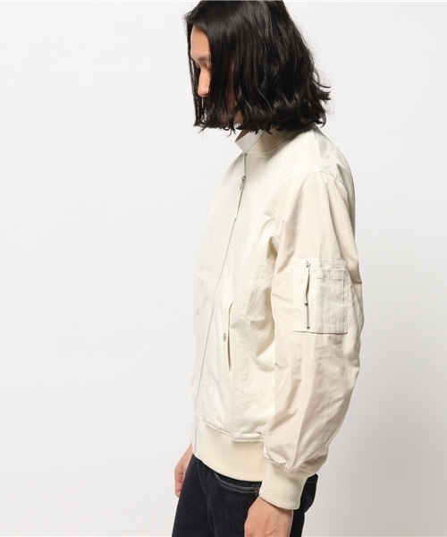 WHO'S WHO gallery(フーズフーギャラリー)の「異素材切替MA-1(ブルゾン・メンズ・アイボリー/グレー・LARGE/MEDIUM)」の6枚目の写真