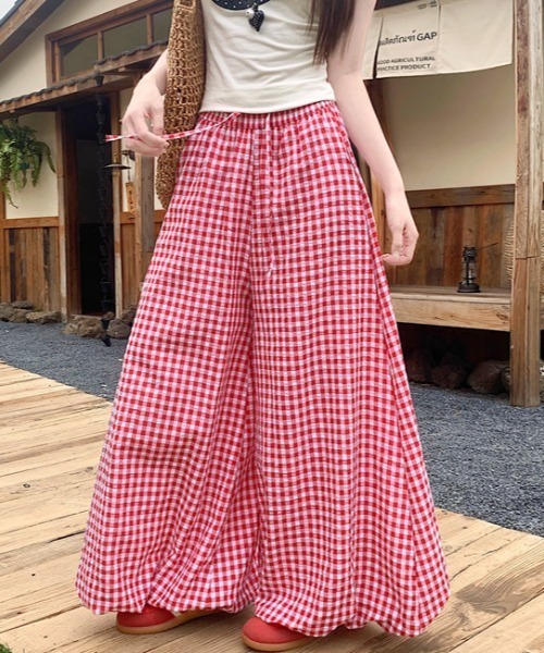 AMAJI（アマジ）の「チェック柄 バルーン ワイドパンツ（その他パンツ・レディース・イエロー/ライトピンク/ライトブルー/ブラック/レッド・LARGE/X-LARGE/XX-LARGE）」の7枚目の写真