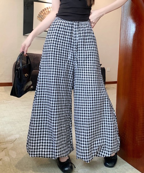 AMAJI（アマジ）の「チェック柄 バルーン ワイドパンツ（その他パンツ・レディース・イエロー/ライトピンク/ライトブルー/ブラック/レッド・LARGE/X-LARGE/XX-LARGE）」の15枚目の写真