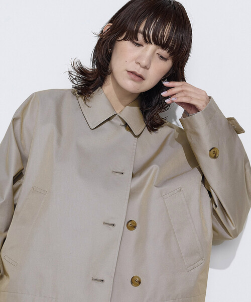 COMME CA Wardrobe(コムサワードローブ)の「〔 +サイズ 〕 綿ポリエステルギャバ トレンチコート(ブルゾン・レディース・カーキ・13号)」の9枚目の写真